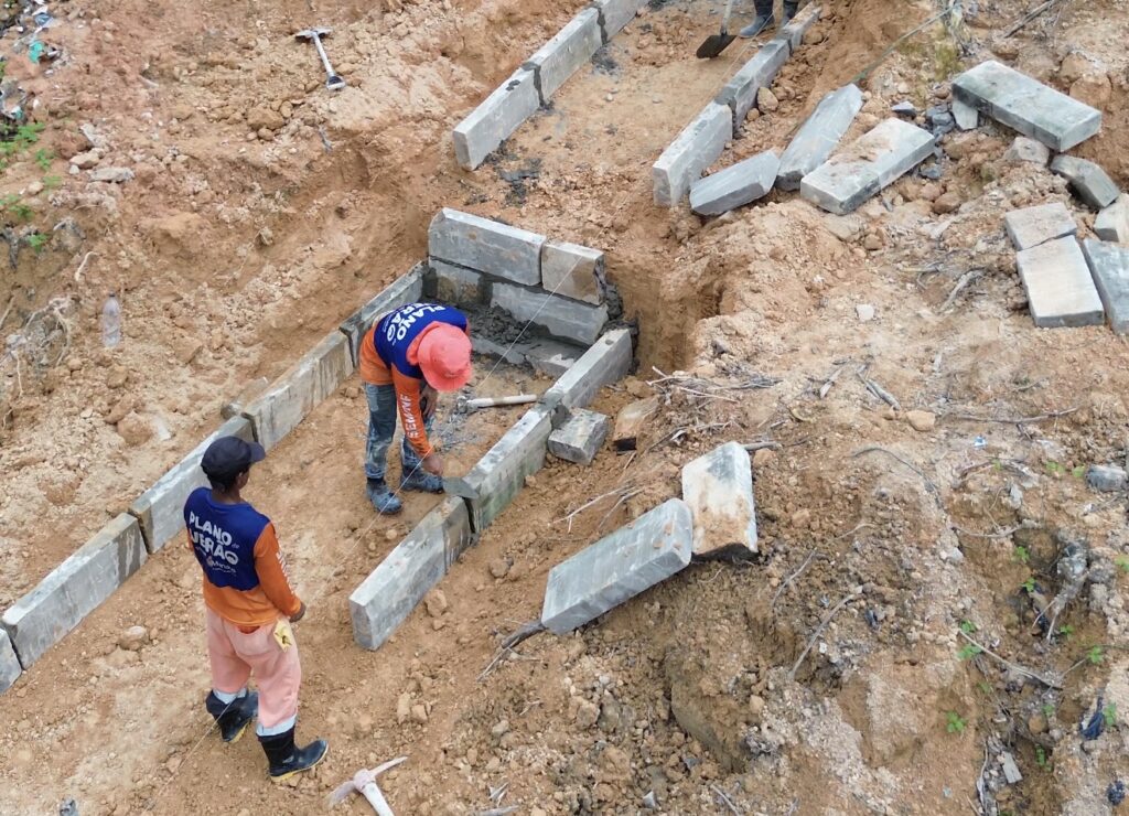 Prefeitura-de-Manaus-implanta-nova-rede-de-drenagem-no-bairro-Nova-Cidade-para-reforcar-seguranca-da-comunidade-3