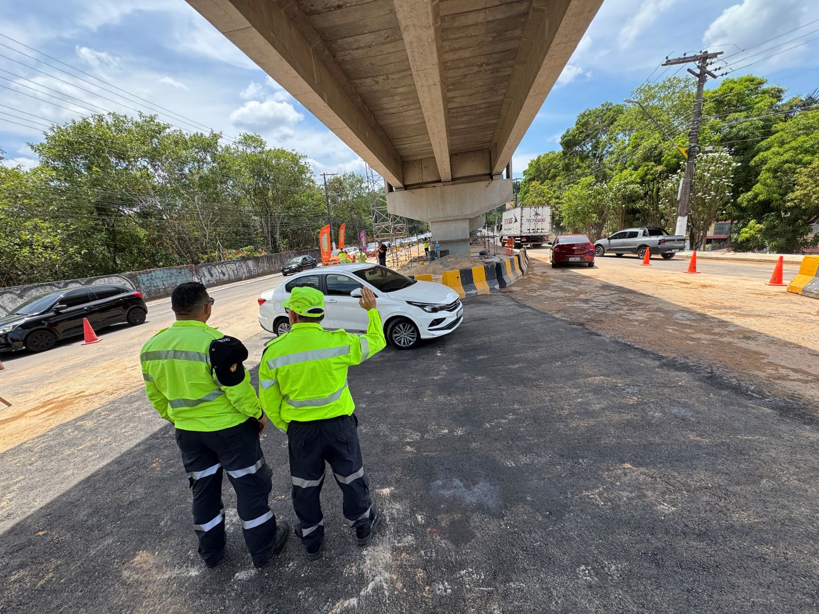 Prefeitura-de-Manaus-libera-retorno-no-Passarao-e-reduz-trajeto-para-motoristas-na-zona-Oeste