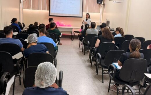 Caso de recém-nascido orienta discussão sobre hipertensão pulmonar na Maternidade Moura Tapajóz