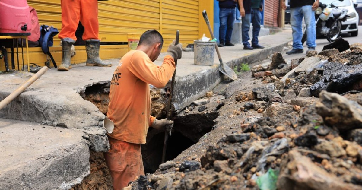 Compensa recebe intervenção emergencial para recuperar drenagem da rua São Pedro