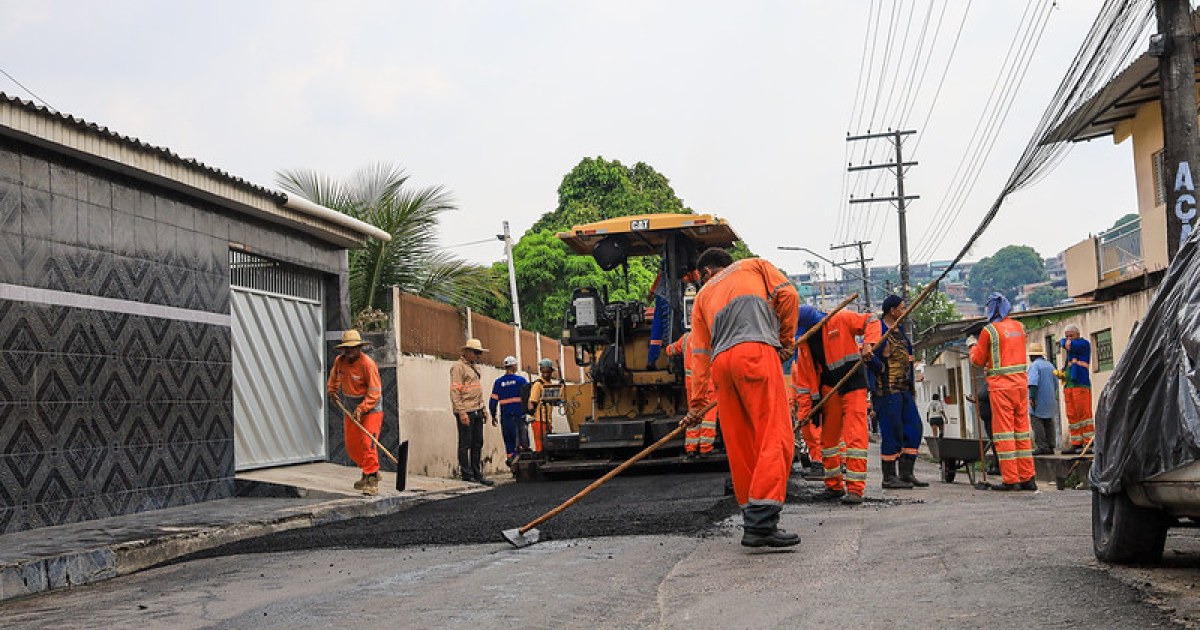 Rua Paulo Nery recebe primeira etapa de recapeamento com 120 toneladas de asfalto