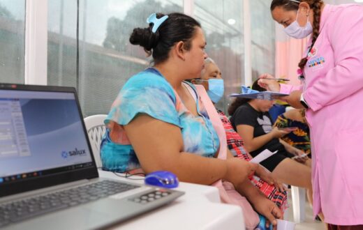 Atendimento para saúde da mulher segue no shopping Phelippe Daou até 30 de outubro