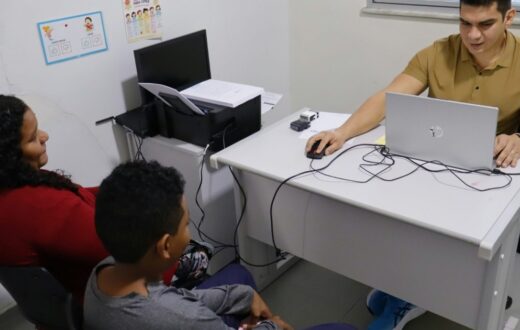 Rodízio entre unidades organiza novas consultas de neuropediatria para crianças no Amazonas