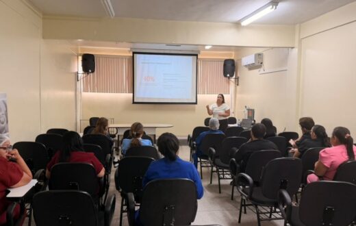 Maternidade de Manaus orienta equipe sobre prevenção de erros na medicação neonatal