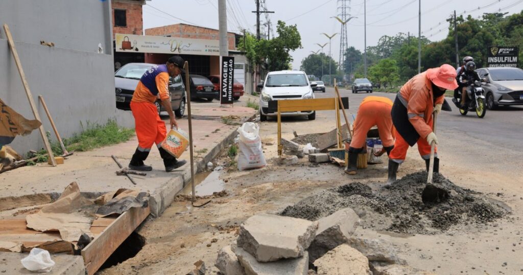 Intervenção em caixa coletora busca melhorar drenagem e circulação no São José Operário